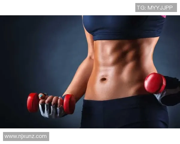 家庭健身新选择哑铃练腹肌轻松打造完美腹部线条